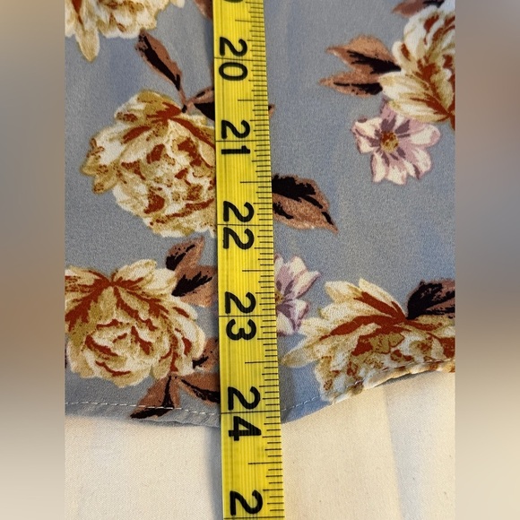 The Buckle Daytrip - Floral Sleeveless Blouse - Picture 6 of 7